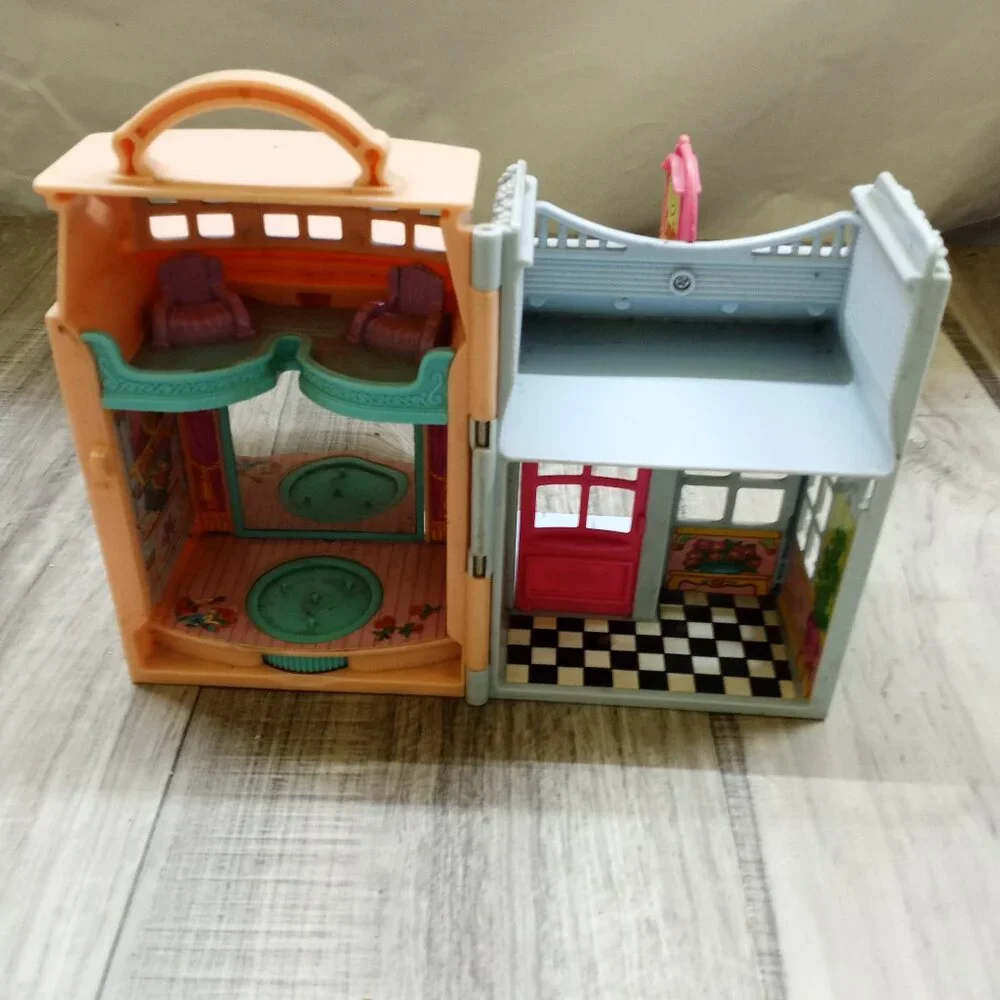 Fisher Price Sweet Streets Doll House Dance Studio Candy Shop 2 in 1
